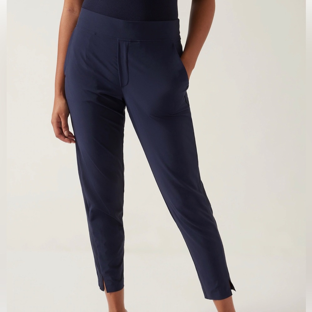 Athleta Brooklyn Ankle Pant in Navy 0P